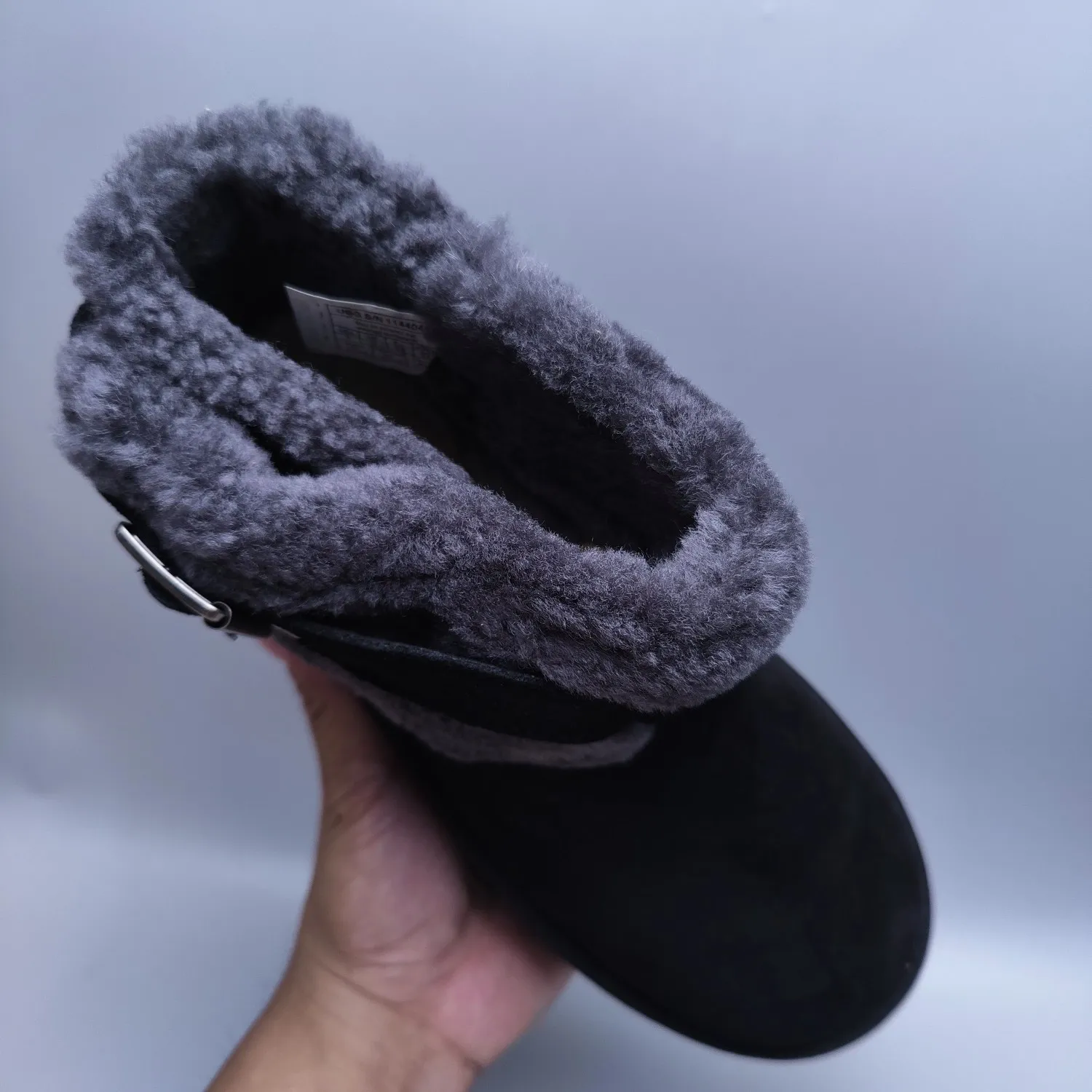 💰560 UGG sheepskin all-in-one snow boots 4041 5 cm thick sole with increased height, suede belt buckle, trendy winter style, color: maroon, black, matching size: 35-41